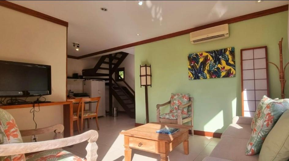 Bangalo Em Ilhabela/Yacamim Villa Exterior photo